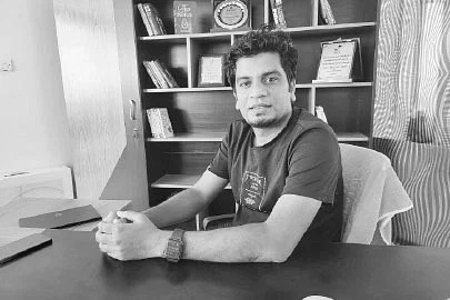 অন্য দিগন্তের দিশারি